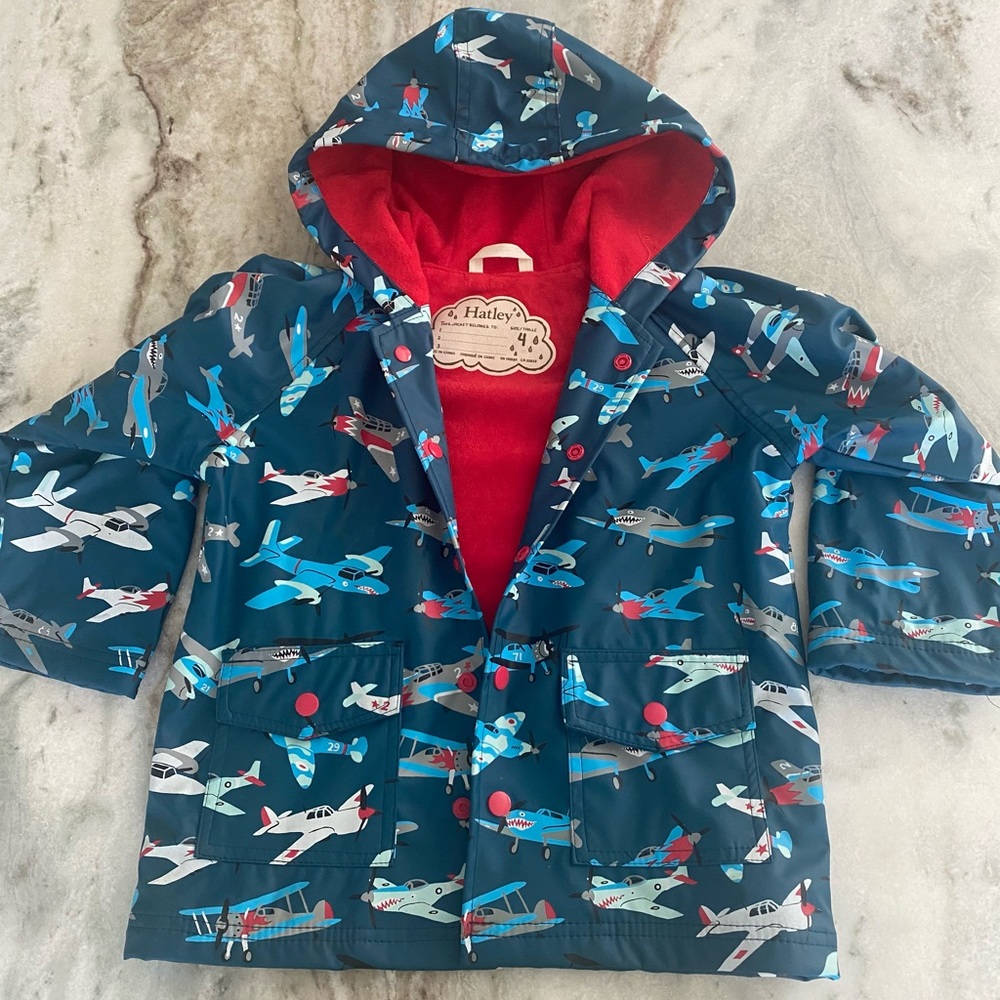Hatley Rain Coat Kids! Airplane theme -  size 4